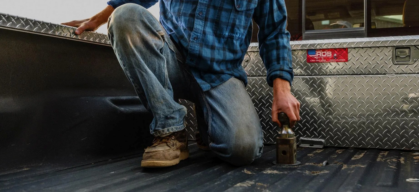 GNRM1000 TURNOVERBALL GOOSENECK HITCH MOUNTING KIT