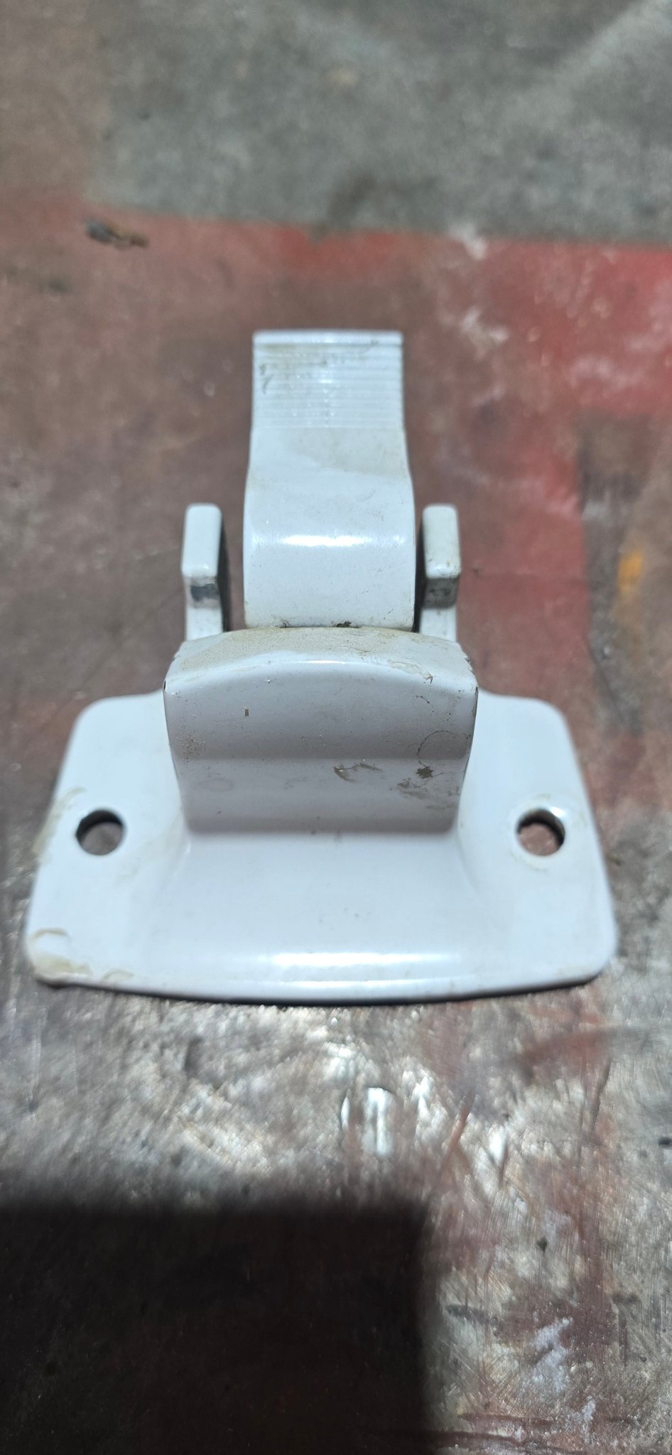 Used Dometic Awning Bottom Mounting Bracket 3314067.004 - Imex RV And Auto Parts