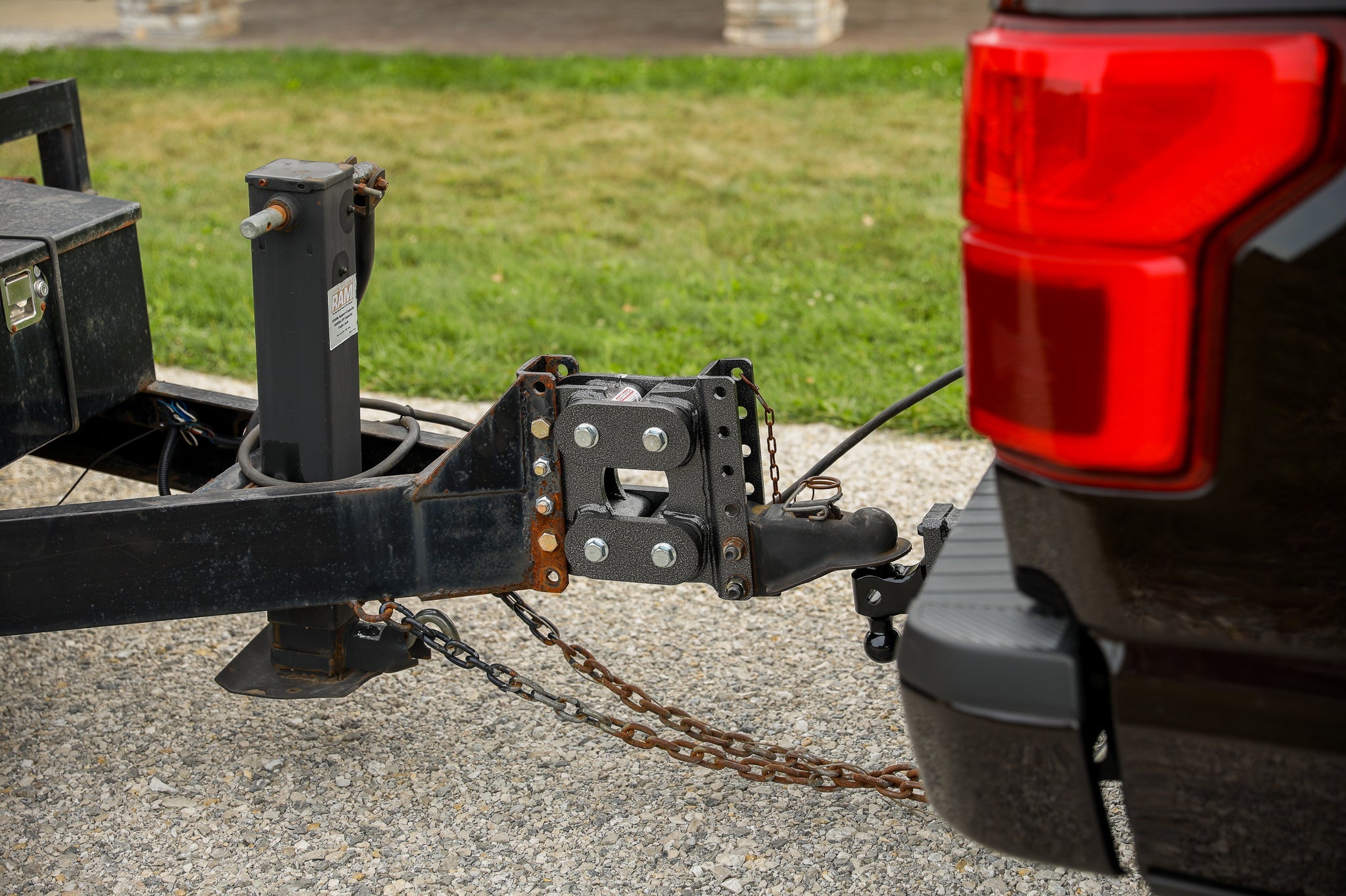 GEN-Y Hitch Contractor Trailer Coupler GH-10002 – Heavy-Duty Adjustable Torsion-Flex Trailer Hitch - Imex RV And Auto Parts
