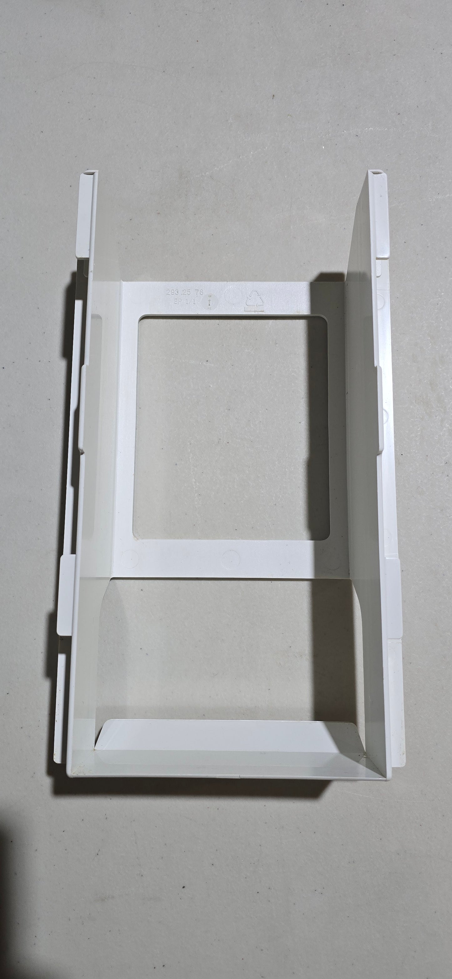 Used Dometic Juice Rack 2932578020