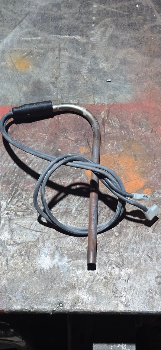 Used Dometic 3850644422 Heating Element