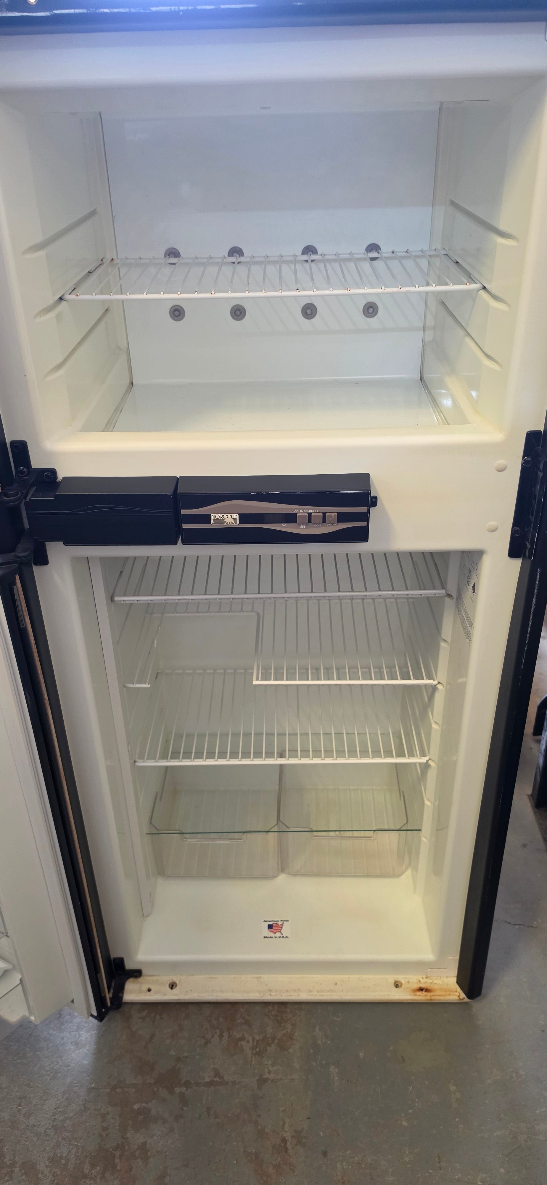Used Norcold Fridge N641.3 Complete