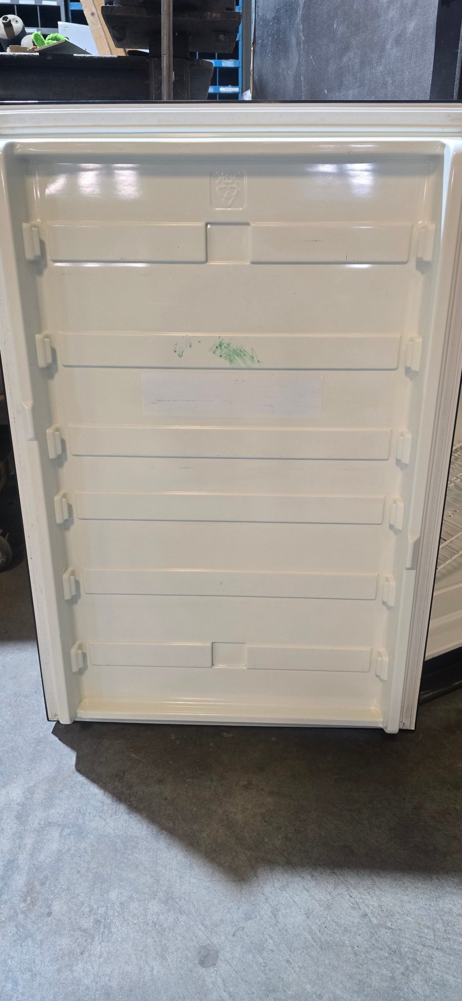 Used Dometic Left Hand Lower Fridge Door 2932563063 - Imex RV And Auto Parts