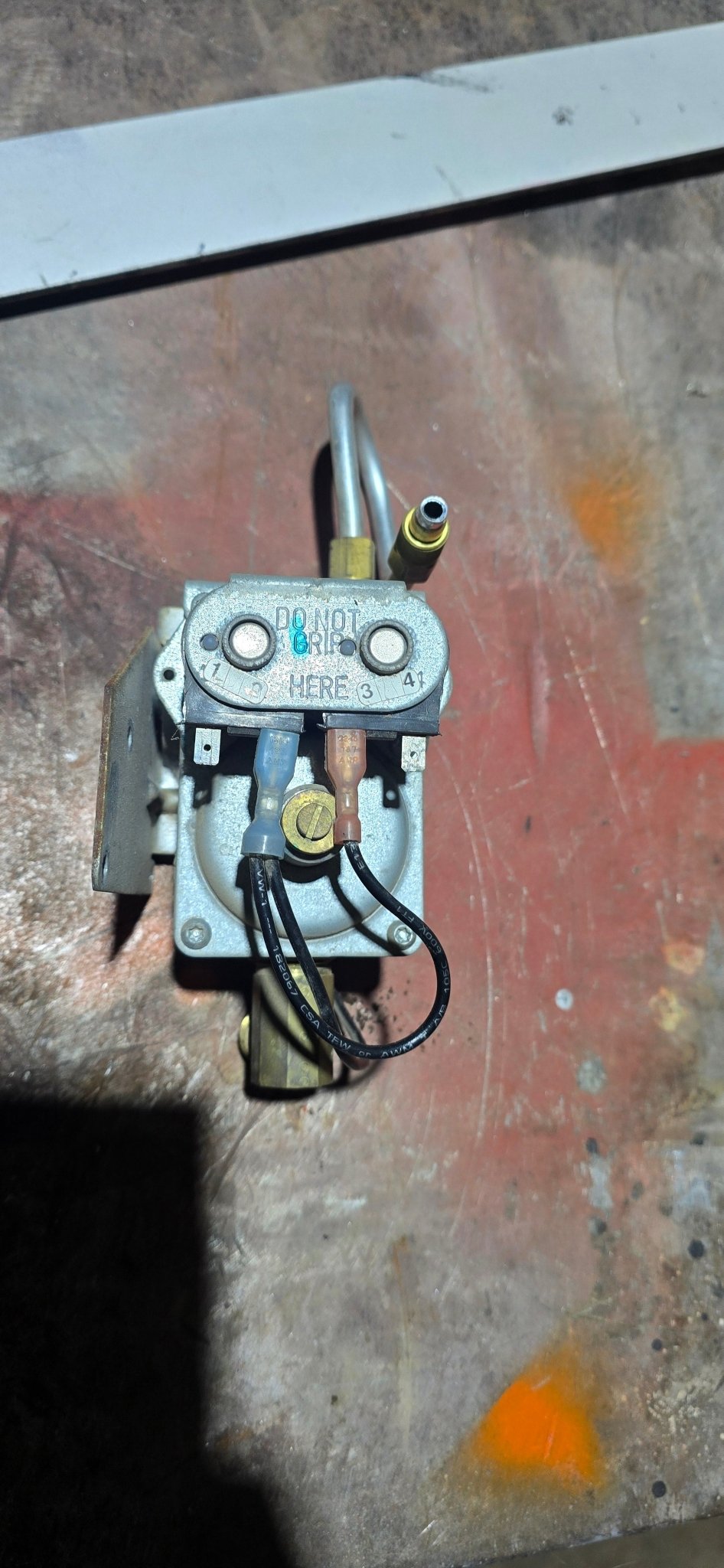 USED Suburban 161109 Gas Valve - Imex RV And Auto Parts